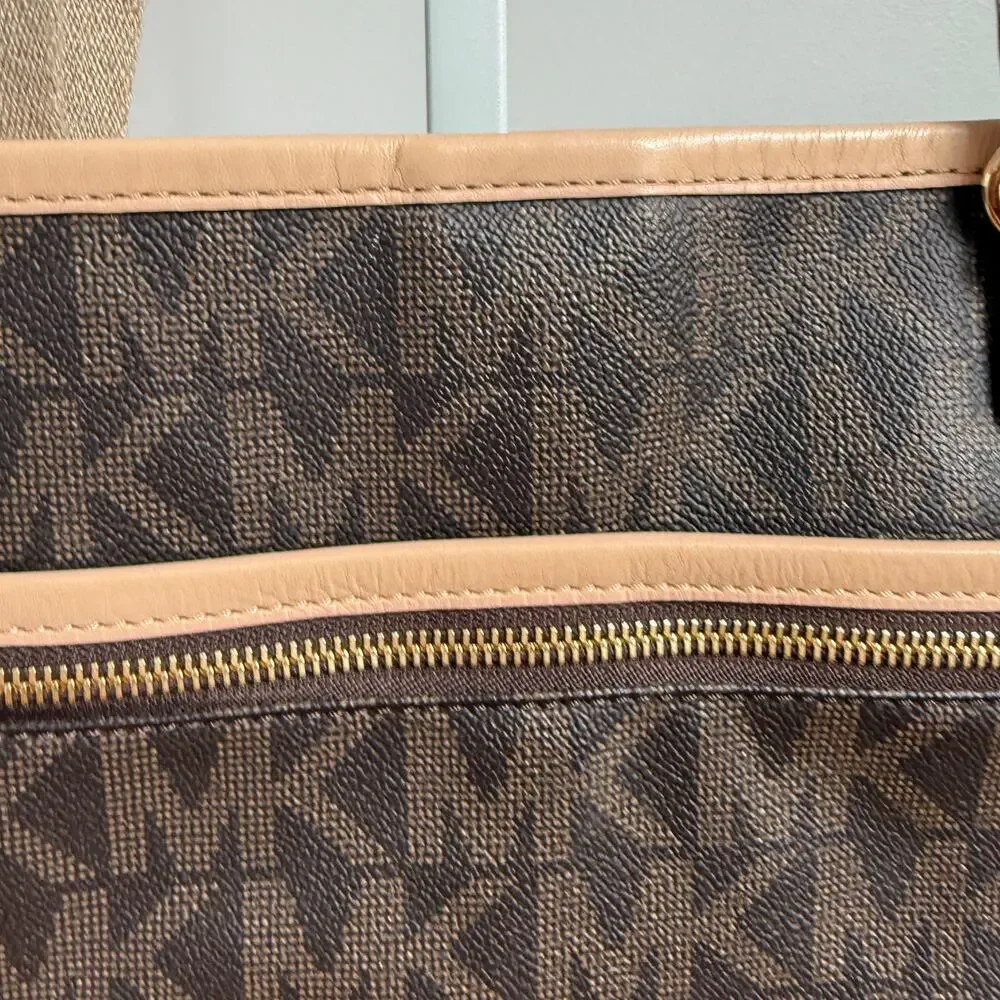 Michael‎ Kors Crossbody Bag Small Brown Beige